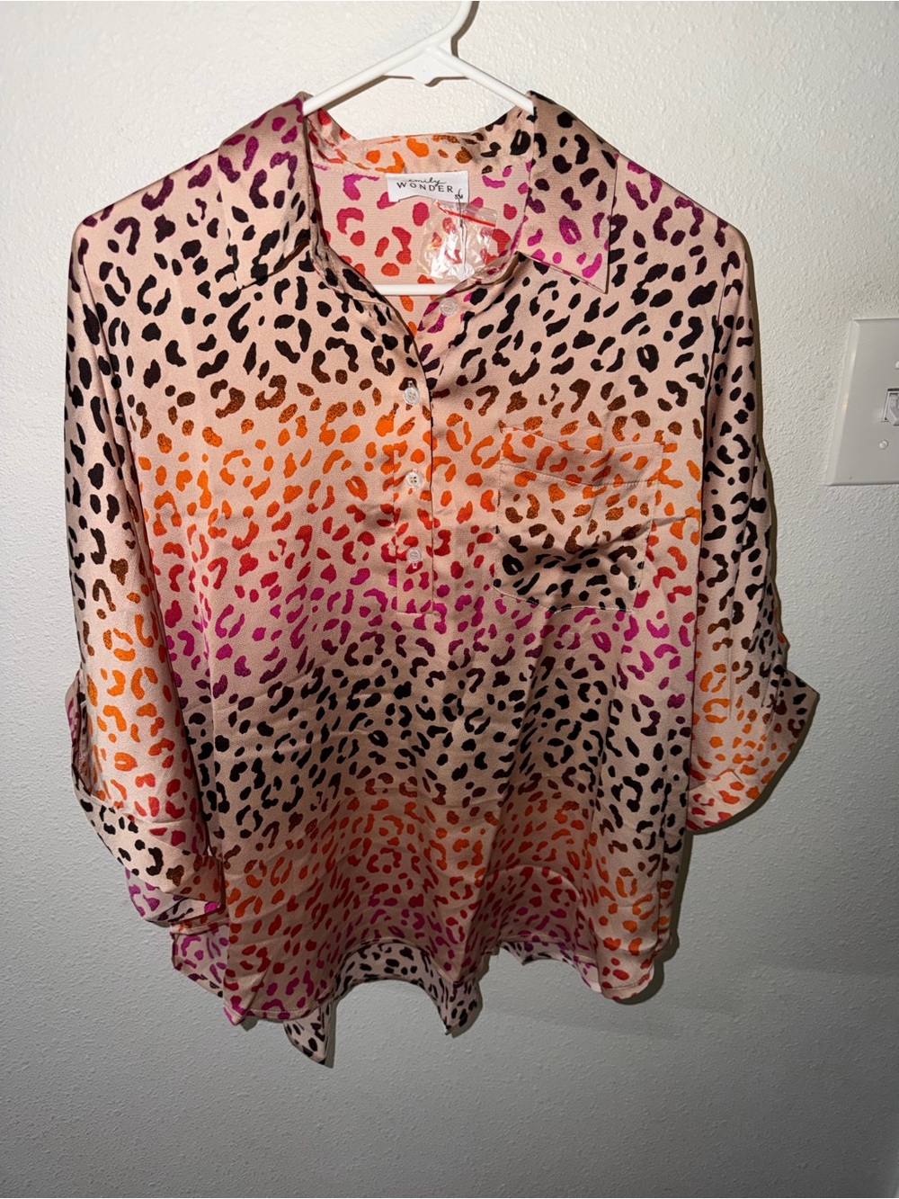 Emily Wonder Multicolor Leopard-Print Lightweight Button Down Blouse NWT